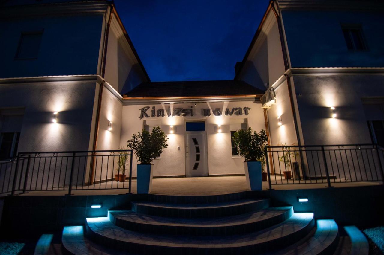 Kinizsi Udvar Apartmanhaz Aparthotel