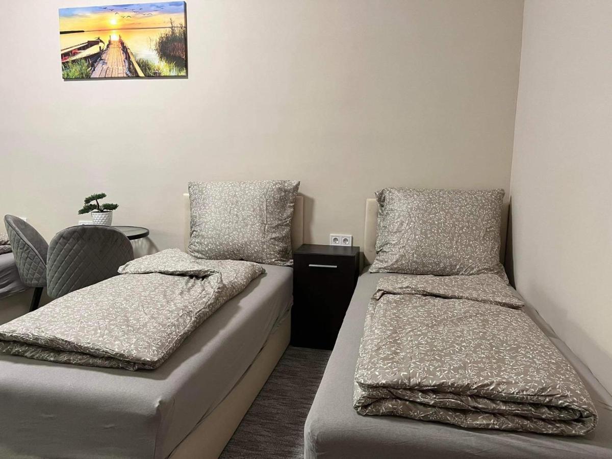Kinizsi Udvar Apartmanhaz * Balatonboglár