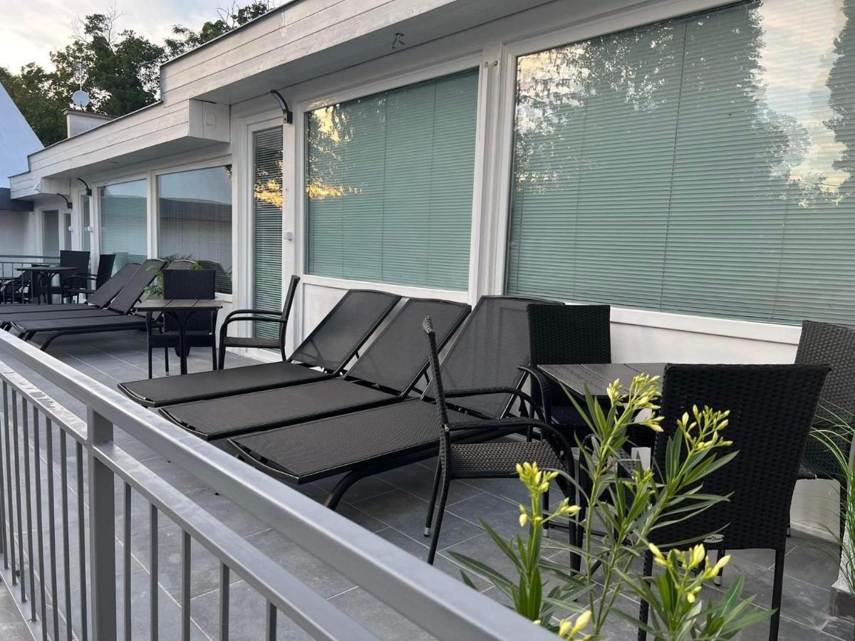 Kinizsi Udvar Apartmanhaz * Balatonboglar