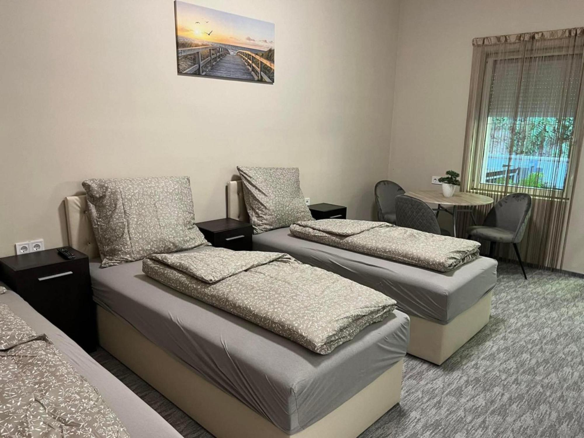 Aparthotel Kinizsi Udvar Apartmanhaz Balatonboglár